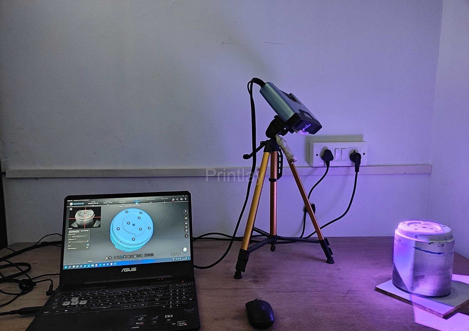 In-lab 3D scanning