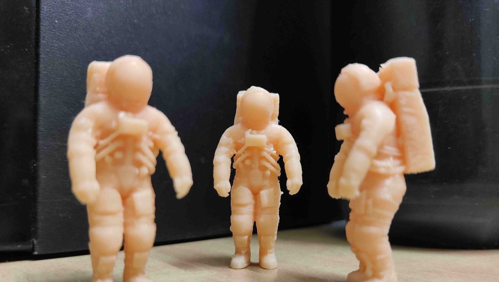 High-detail 3D printed miniatures